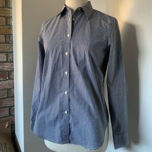 LAUREN | M | classic non iron navy checkered button down shirt